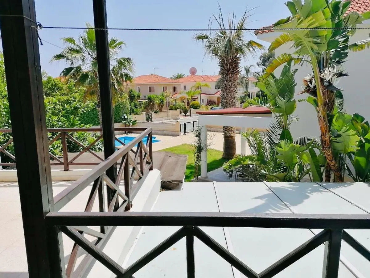 Yiallos Village Apt. A101 Meneou