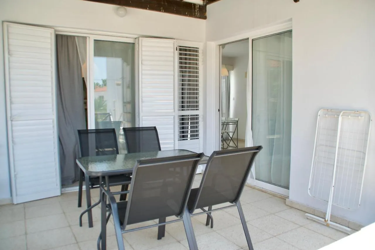 Yiallos Village Apt. A101 Meneou 0*,