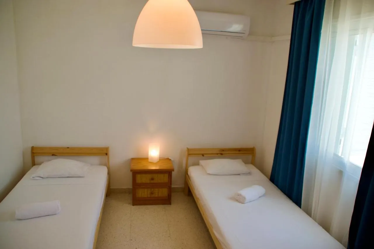 Yiallos Village Apt. A101 Meneou